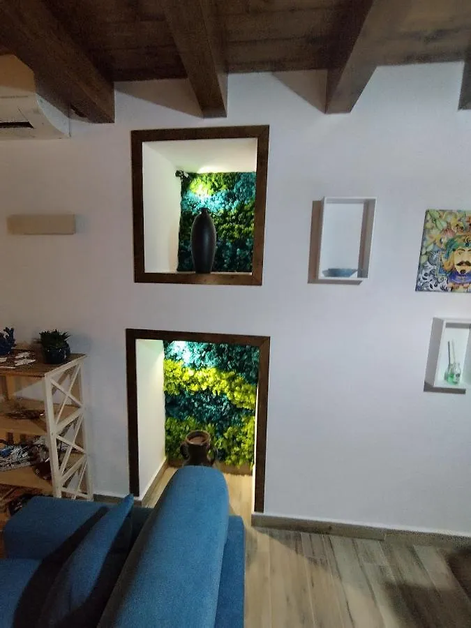 Ecce Homo Apartment Carini